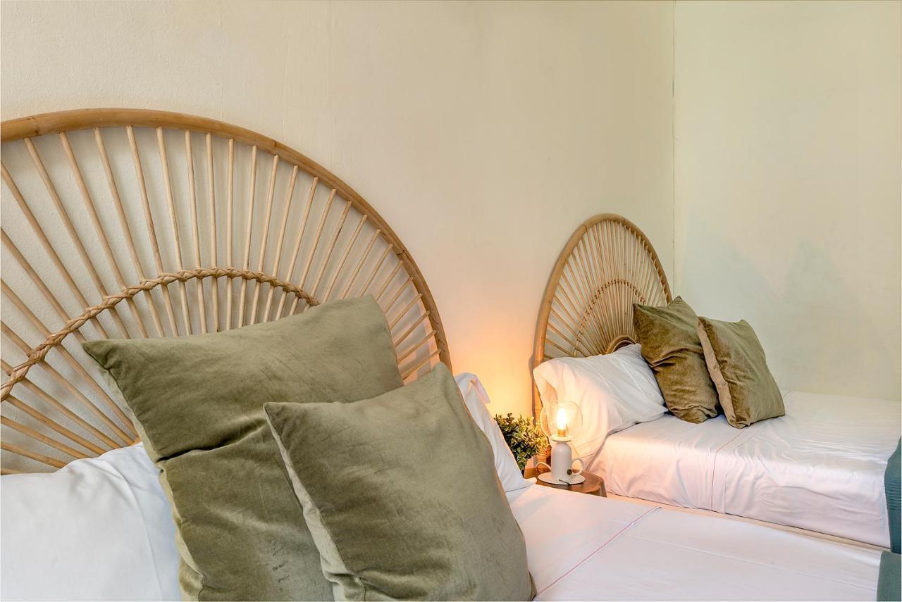 Clandestino Suites Barcelona Bagian luar foto