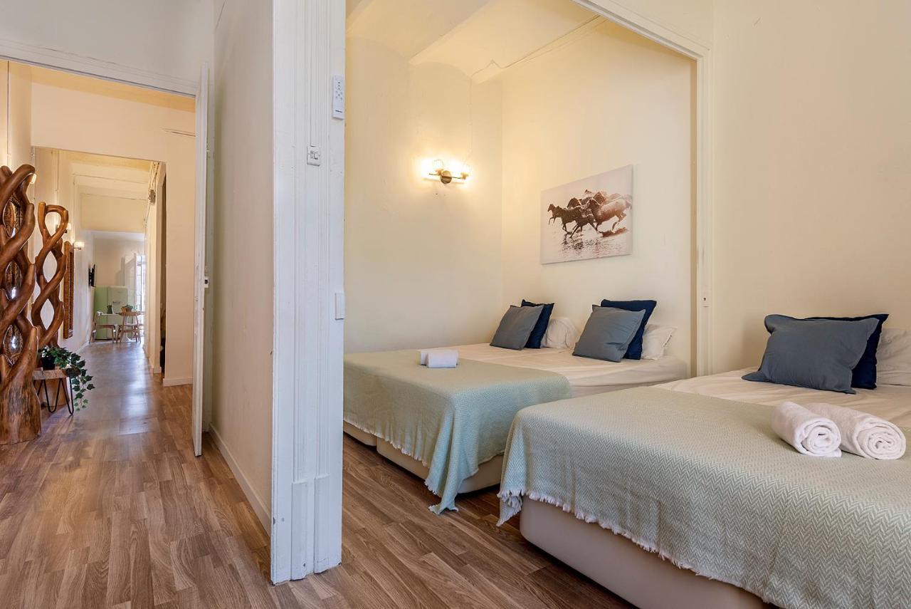 Clandestino Suites Barcelona Bagian luar foto