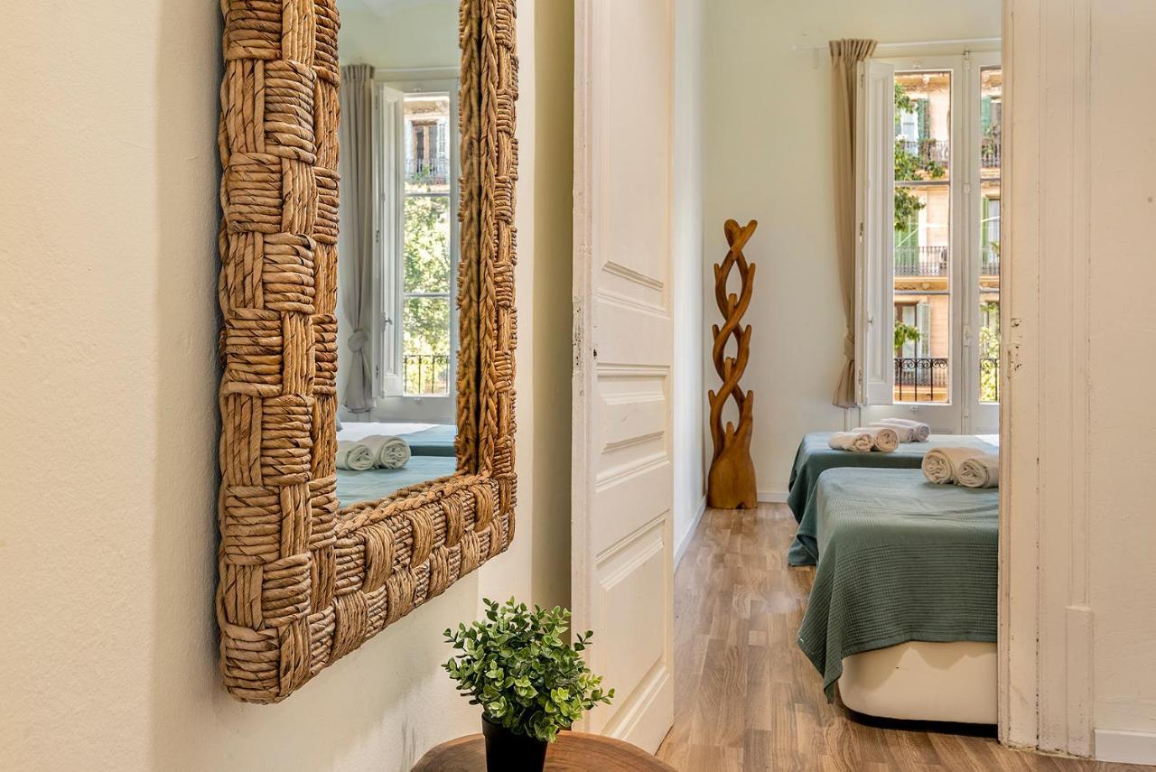 Clandestino Suites Barcelona Bagian luar foto