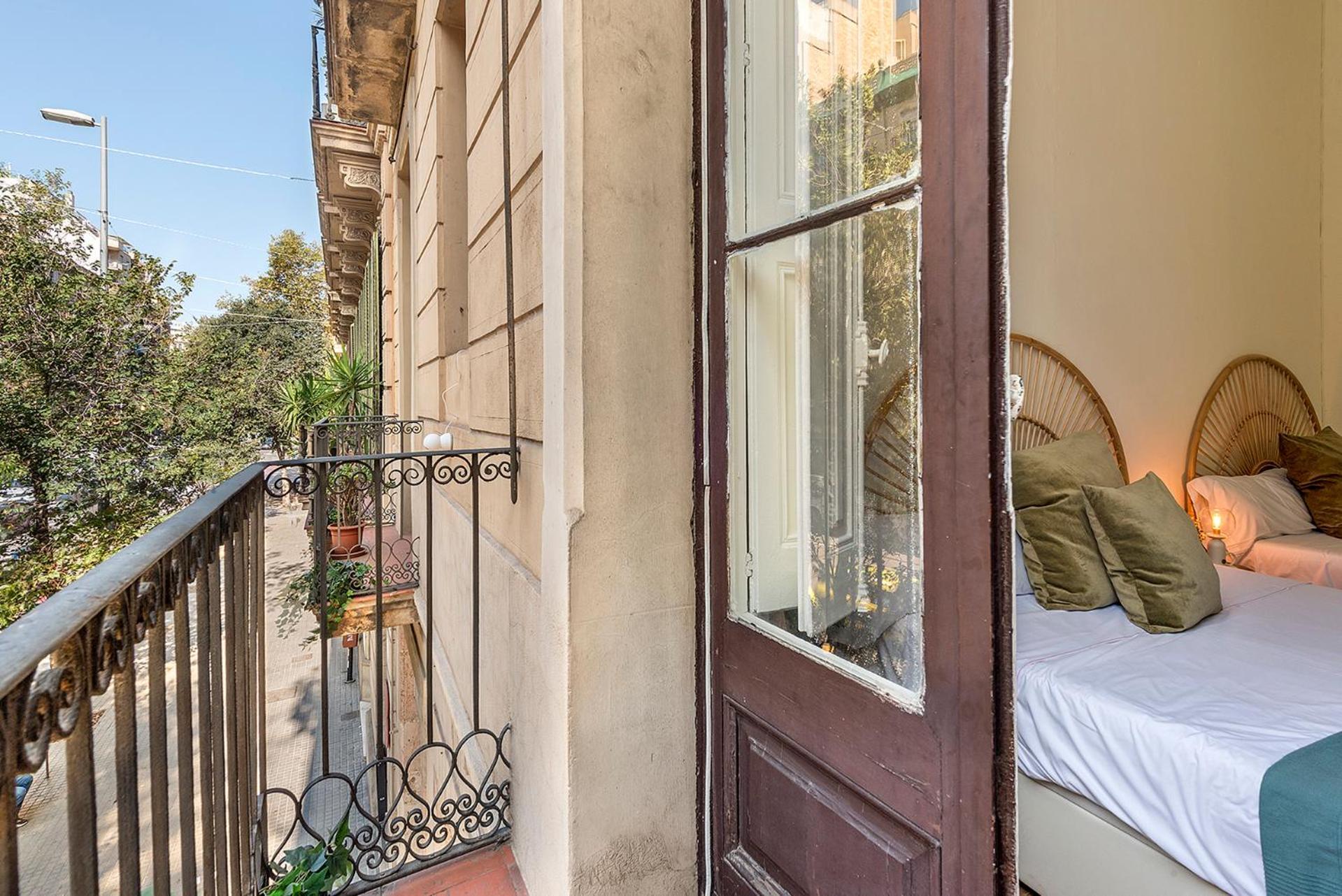 Clandestino Suites Barcelona Bagian luar foto